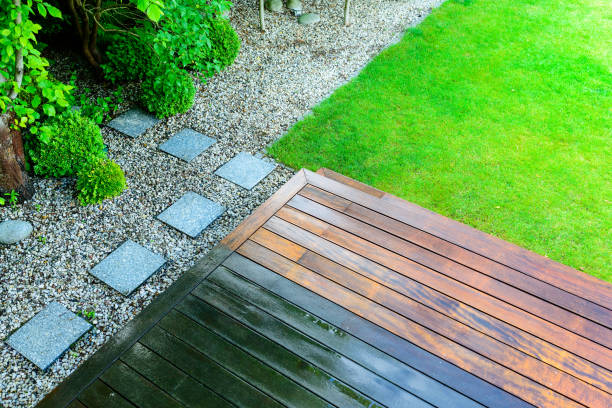 Best Driveway Pressure Washing  in Country Walk, FL